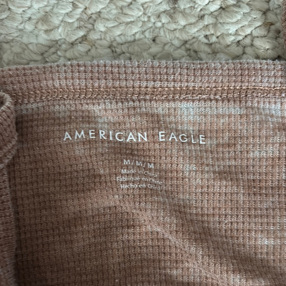 American Eagle Outfitters Tan Sleeveless Crop Tank - Picture 2 of 3